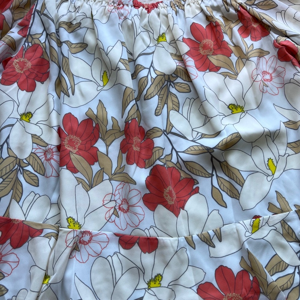 Three Eighty Two Floral Off Shoulder Ruffle Blouse White Red Size  Large NEW - Picture 7 of 12
